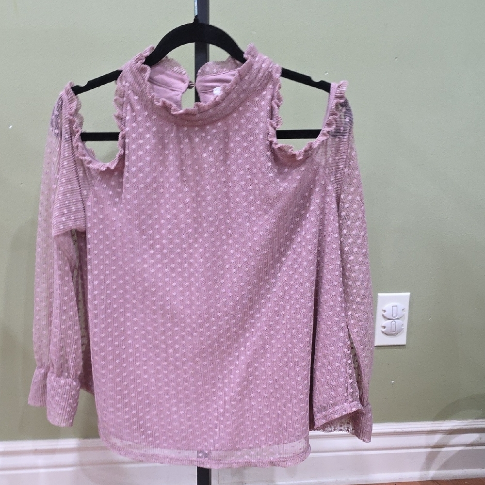 Maurices Mauve Cold Shoulder Blouse‎
